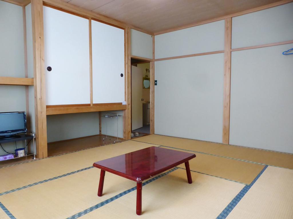 מלון יוזאווה Kagura House מראה חיצוני תמונה